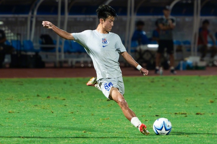 张煜破门黄毅豪单刀 申花U20补赛3-1新鹏城